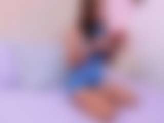 Live cam show with RosalynWilde - Squirt on instabang