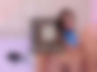 RosalynWilde's Live Sex Cam Show
