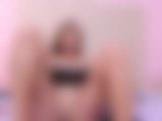 RosalynWilde's Live Sex Cam Show