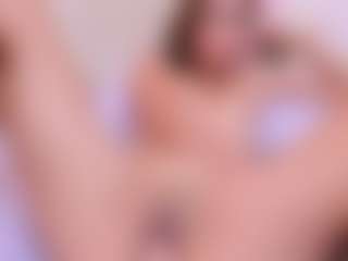 RosalynWilde's Live Sex Cam Show