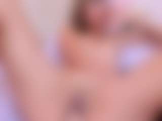 RosalynWilde's Live Sex Cam Show