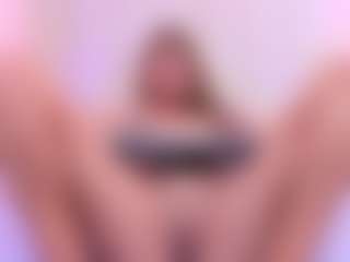 RosalynWilde's Live Sex Cam Show