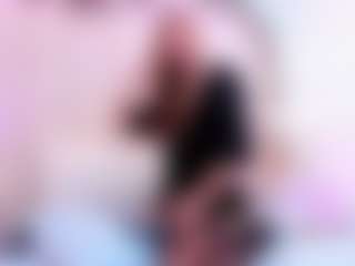 RosalynWilde's Live Sex Cam Show