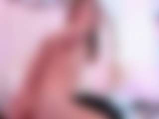 RosalynWilde's Live Sex Cam Show