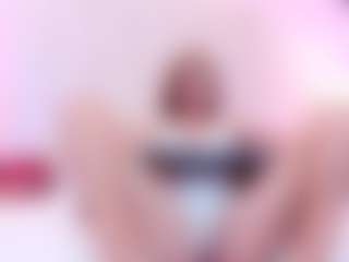 RosalynWilde's Live Sex Cam Show