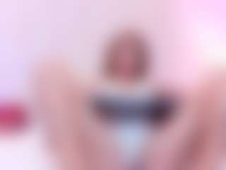 RosalynWilde's Live Sex Cam Show