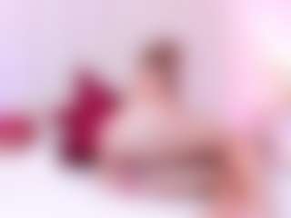 Live cam show with RosalynWilde - Cum on chickslive.net