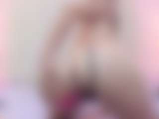 RosalynWilde's Live Sex Cam Show