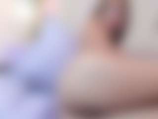 Live cam show with RosalynWilde - Brown Hair on eurowanks.com