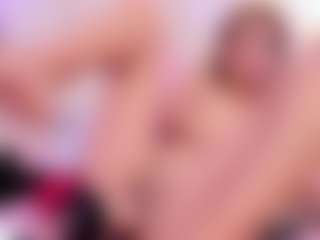 RosalynWilde's Live Sex Cam Show