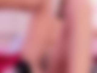 RosalynWilde's Live Sex Cam Show