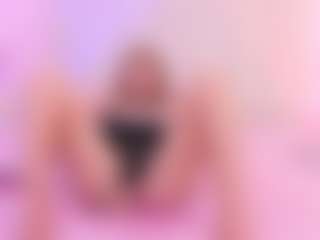 RosalynWilde's Live Sex Cam Show