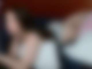 kendra28's Live Sex Cam Show