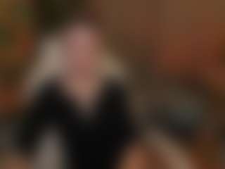 Live cam show with Alisaa-Laurent - Doggy on Soda Cam