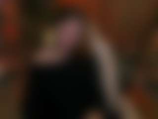 Live cam show with Alisaa-Laurent - Erotic Dance on livesuperchat.net