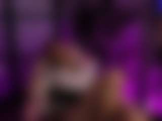 Live cam show with Alisaa-Laurent - Thin on milfzrlive.com