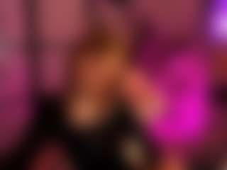 Live cam show with Alisaa-Laurent - Striptease on instabang