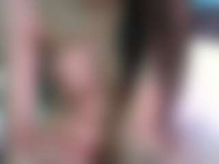 Live cam show with prettysmileaaliyah - New Young Adult on Camming Site
