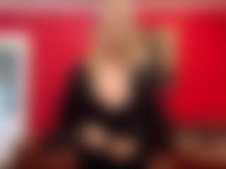 Live cam show with EdrisSheline - Teen (18+) on Camsoda