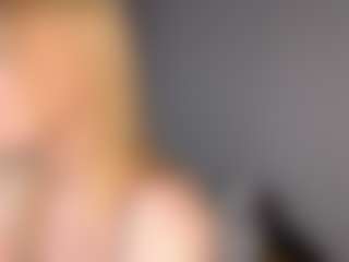 EdrisSheline's Live Sex Cam Show