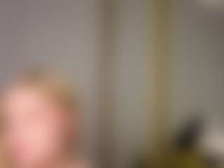 EdrisSheline's Live Sex Cam Show
