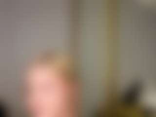 EdrisSheline's Live Sex Cam Show