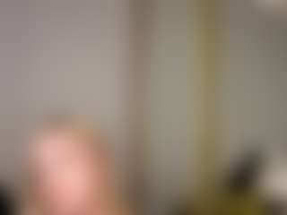 EdrisSheline's Live Sex Cam Show