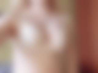 Live cam show with Margaret - Blonde Hair on fuklive.com