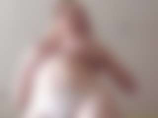 Live cam show with Margaret - Cute on Fling VIP Chat