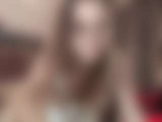 Live cam show with Beatrice - Anal Toys on Camsoda
