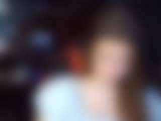 Spettacolo in cam dal vivo con Beatrice - Body Massage su Camsoda