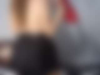 Live cam show with Beatrice - Athletic on Camsoda