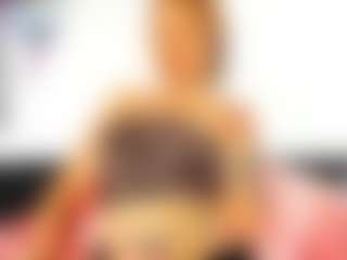 MiaPleasure's Live Sex Cam Show