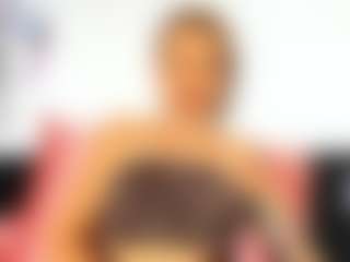 MiaPleasure's Live Sex Cam Show