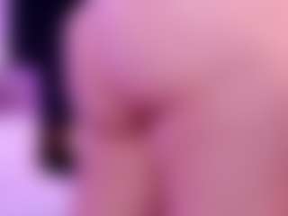 Live cam show with Arishawood - New Teen (18+) on Camsoda
