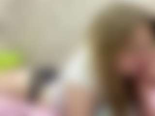 Live cam show with CarlottaAlbus - Roleplay on intimatelivegirls.com