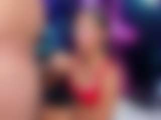 Live cam show with NathalyRivers - Teen (18+) on Camsoda