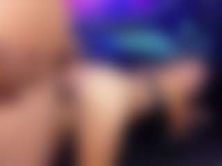 Live cam show with NathalyRivers - Tease on Soda Cam