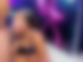 Live cam show with NathalyRivers - Skinny on CamClone