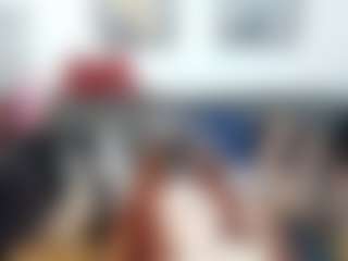 Live cam show with Aishahart - Green Eyes on Mixed Magazine Live
