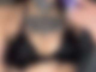themostslutty's Live Sex Cam Show