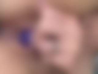 themostslutty's Live Sex Cam Show