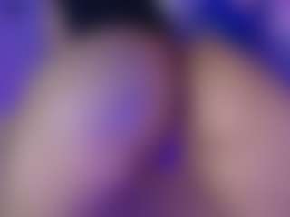 Live cam show with Ashly Rouxx - Athletic Young Adult on Dare Cams