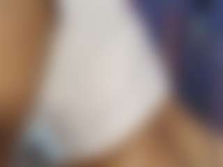Live cam show with Ashly Rouxx - Sexwebcam on sexytreat.net