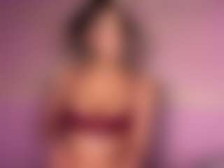 Live cam show with Blair-hartt - Oil on Gym Cam Girls