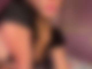 Live cam show with Blair-hartt - Natural on Latina Girls