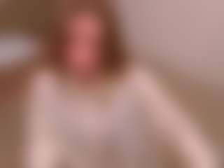 Live cam show with Anny-Fitdern - New Bedroom on Camsoda
