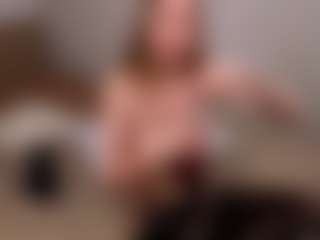 Live cam show with Anny-Fitdern - Amateur on Lustler
