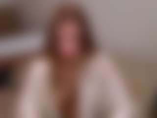 Live cam show with Anny-Fitdern - College on live18s.com
