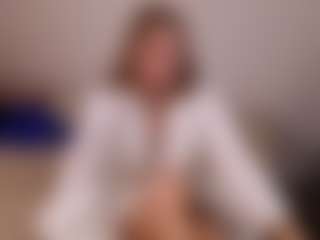 Live cam show with Anny-Fitdern - Show on Fling VIP Chat